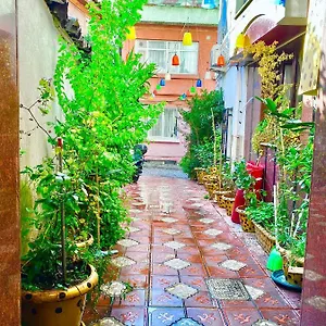 ayasofya-garden-apart.istanbul-turkeyhotels.com/